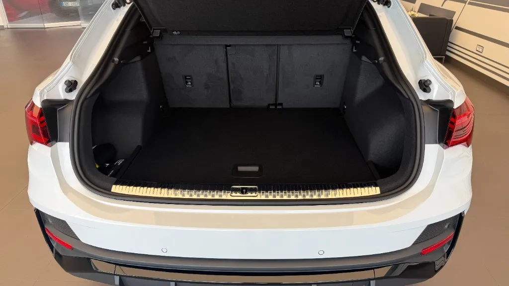 Obrázek Q3 SB S line 40 TFSI 140 kW q