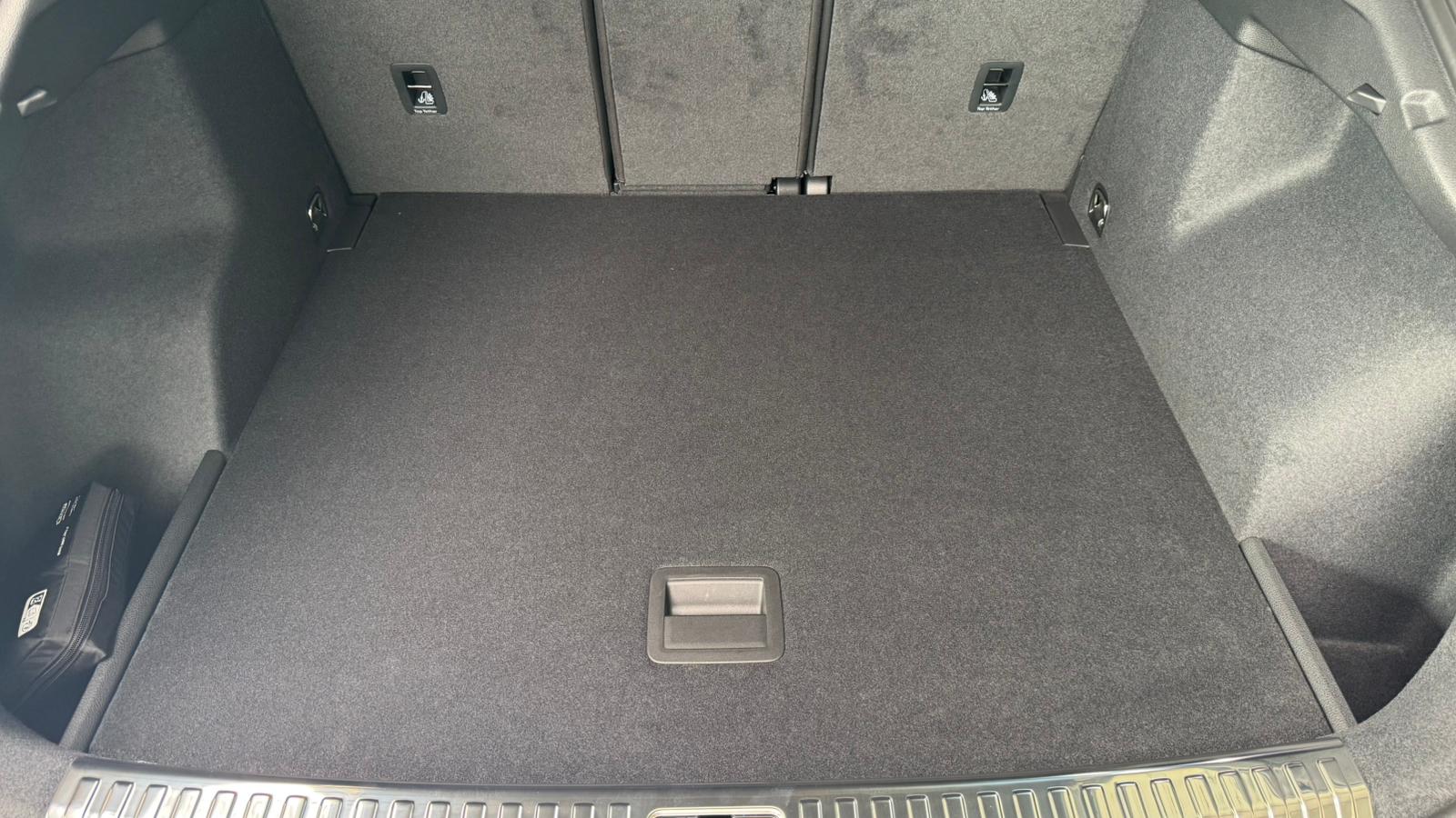 Obrázek Q3 SB S line 40 TFSI 140 kW q