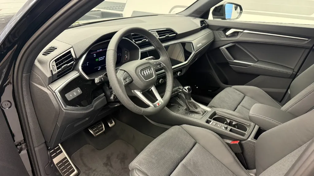 Obrázek Q3 S line 45 TFSI 180 kW q