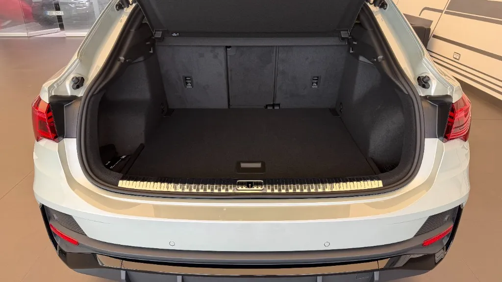 Obrázek Q3 SB S line 40 TFSI 140 kW q