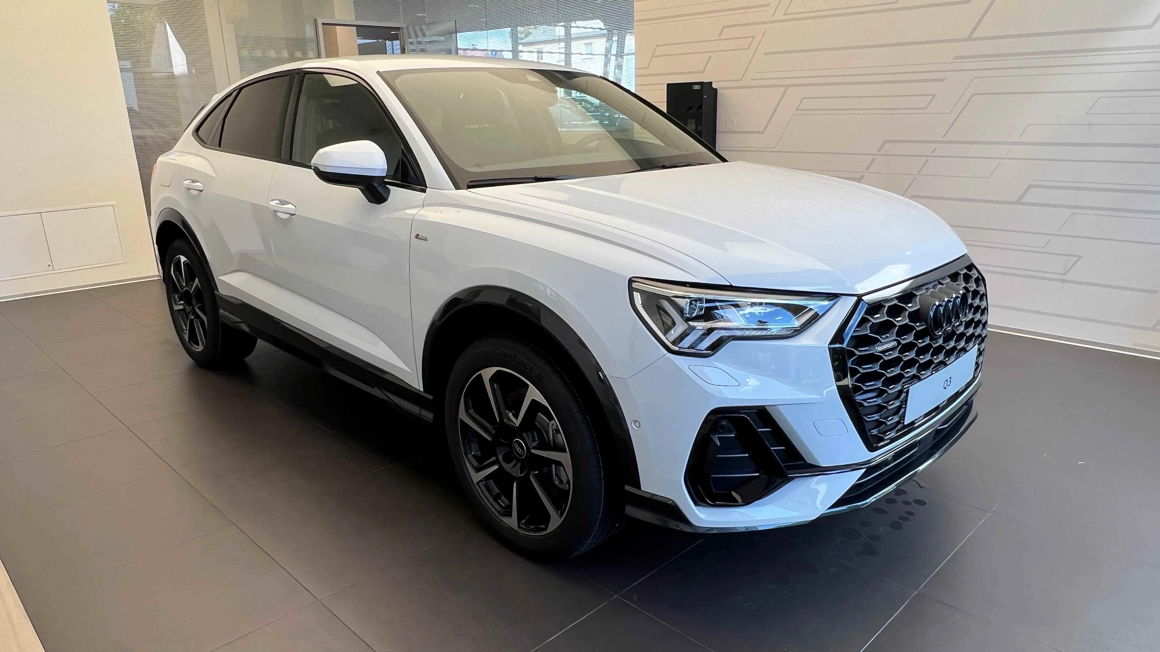 Obrázek Q3 SB S line 40 TDI 142 kW q