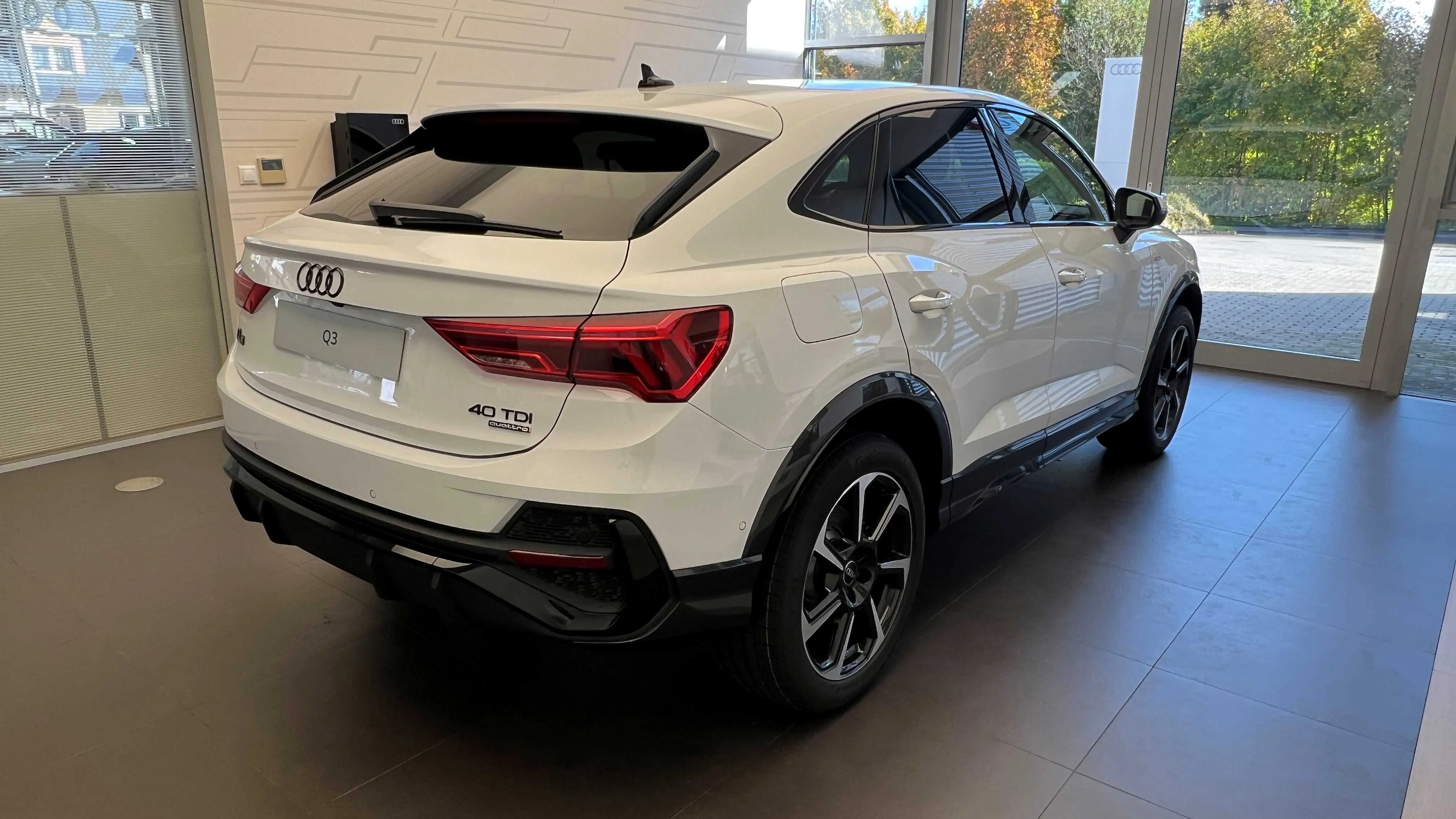 Obrázek Q3 SB S line 40 TDI 142 kW q