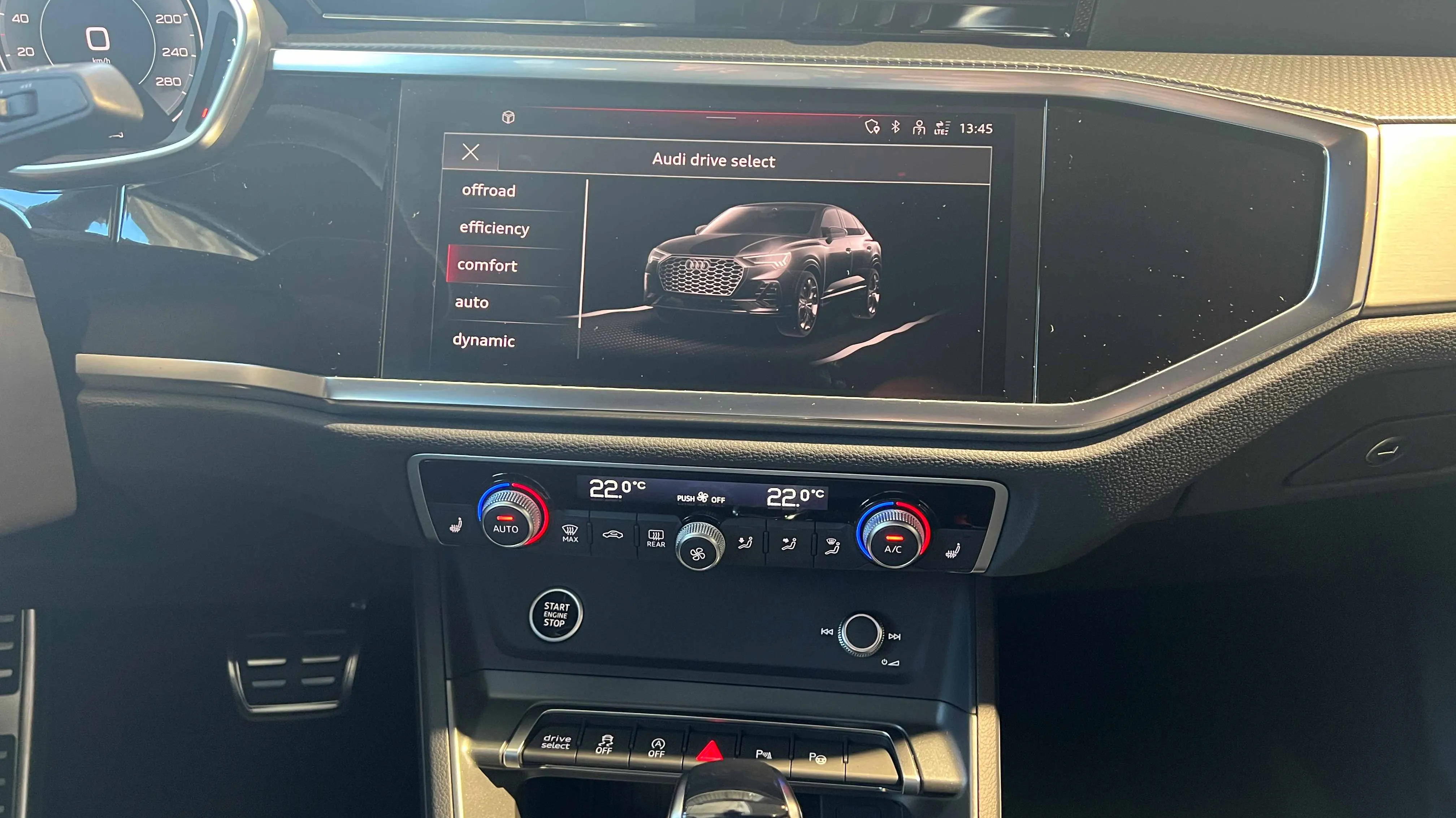 Obrázek Q3 SB S line 40 TDI 142 kW q