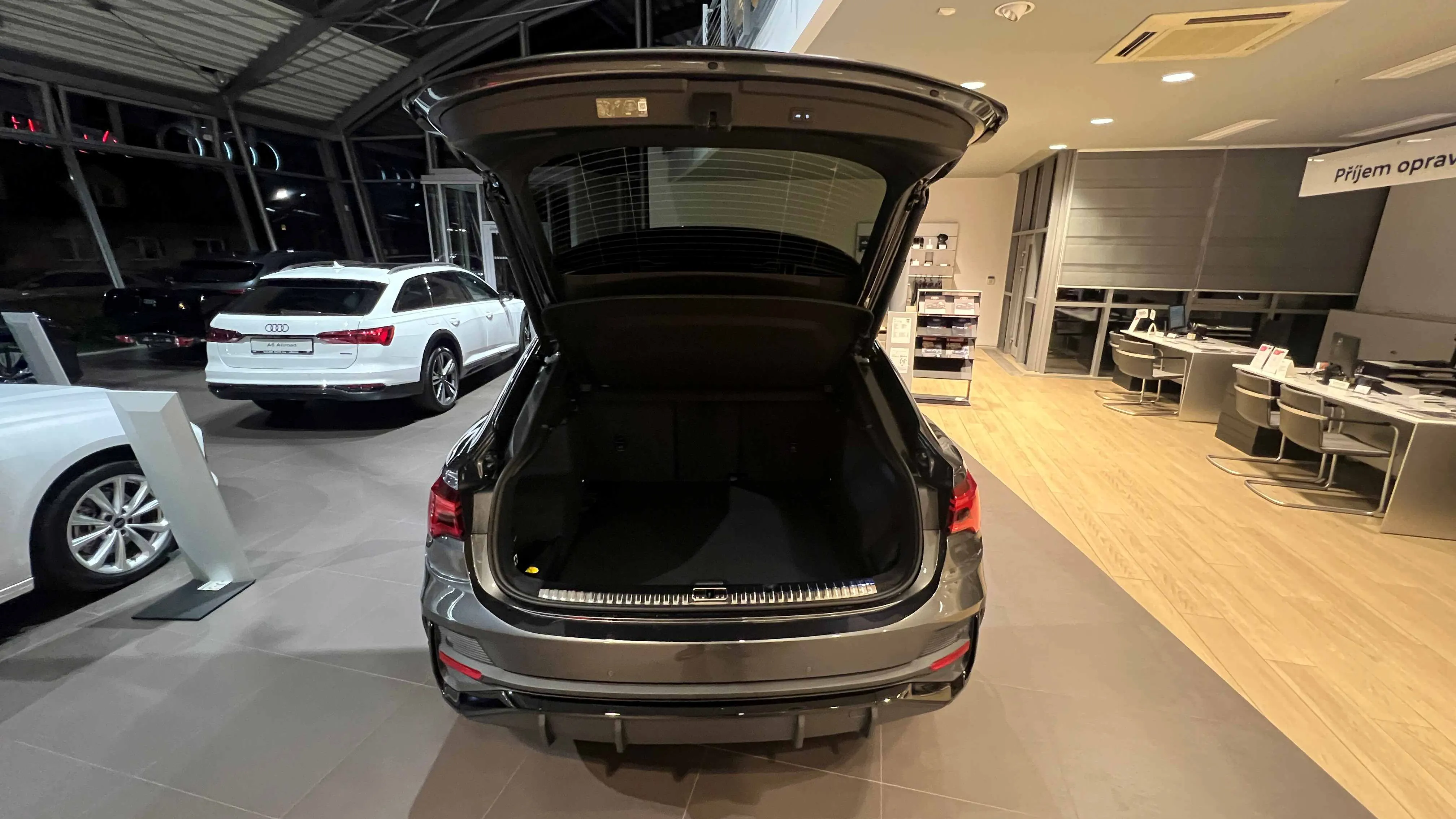 Obrázek Q3 SB S line 40 TDI 142 kW q