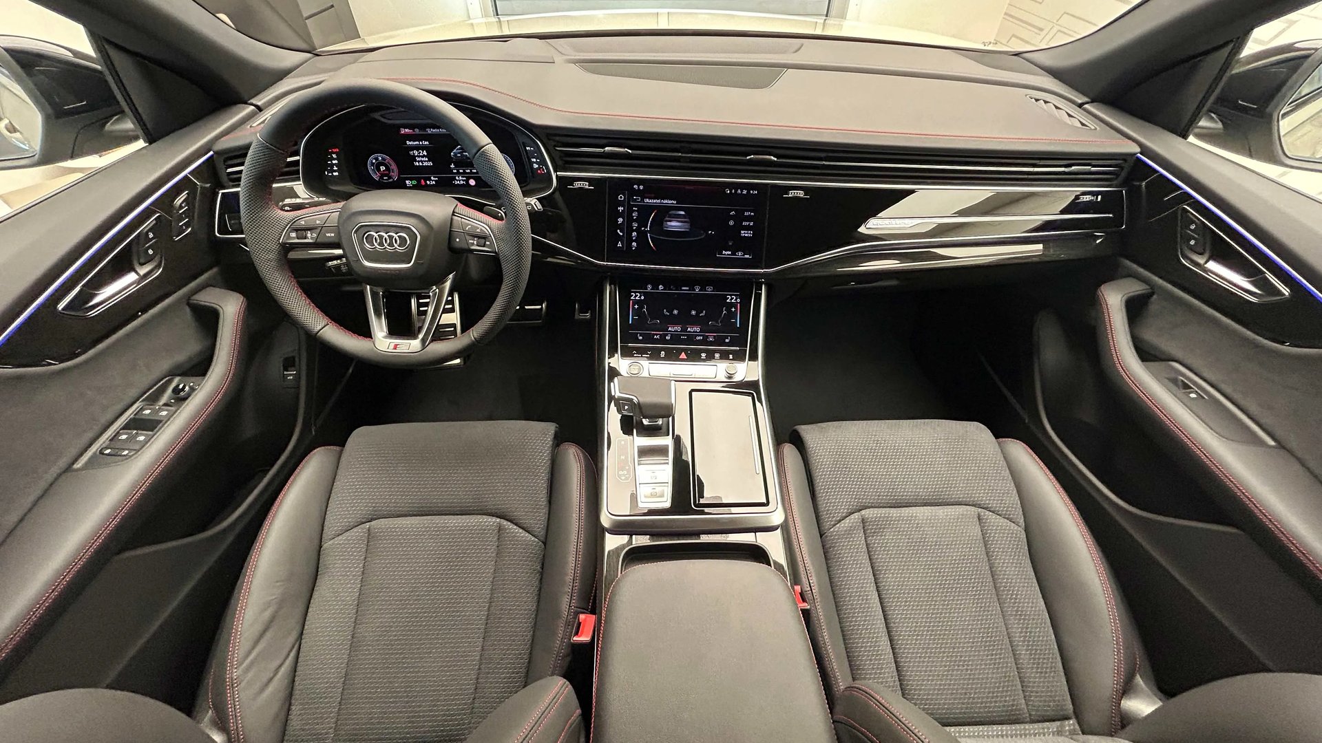Audi Q8 SUV