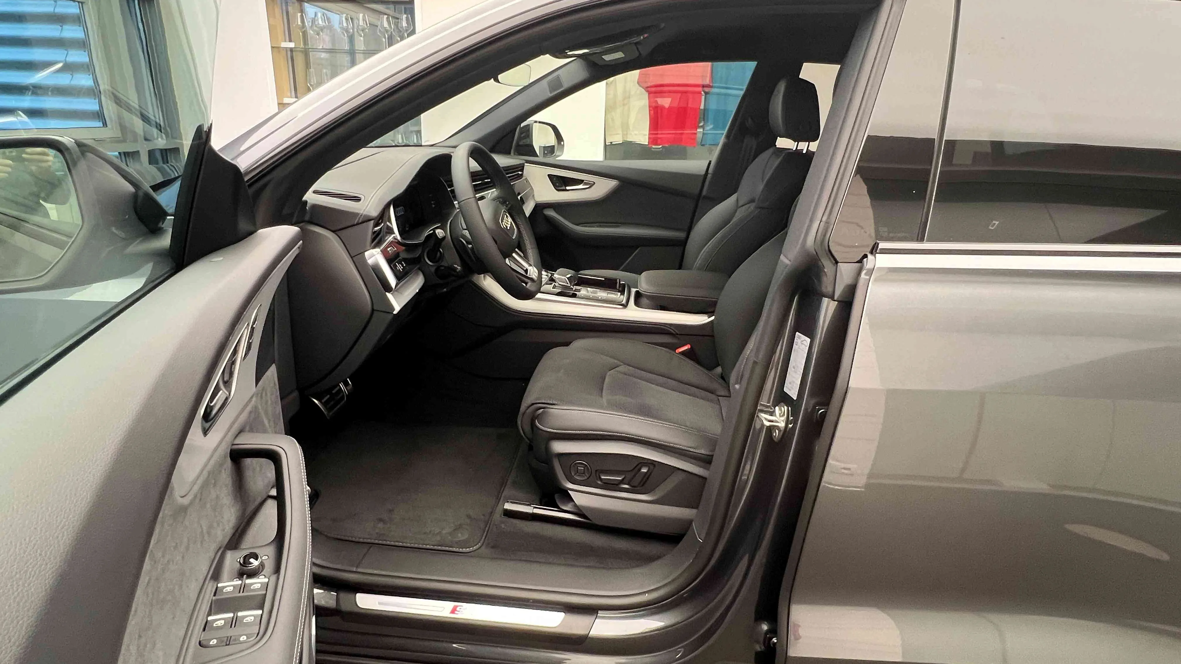 Obrázek Q8 SUV TDI quattro 210 kW