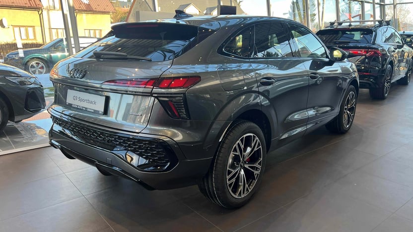 Obrázek Q3 SB S line TFSI quattro 195 kW