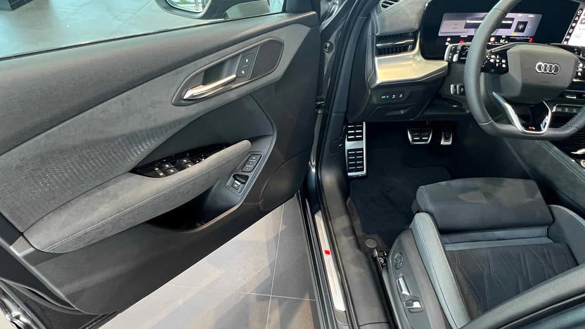 Obrázek Q3 SB S line TFSI quattro 195 kW