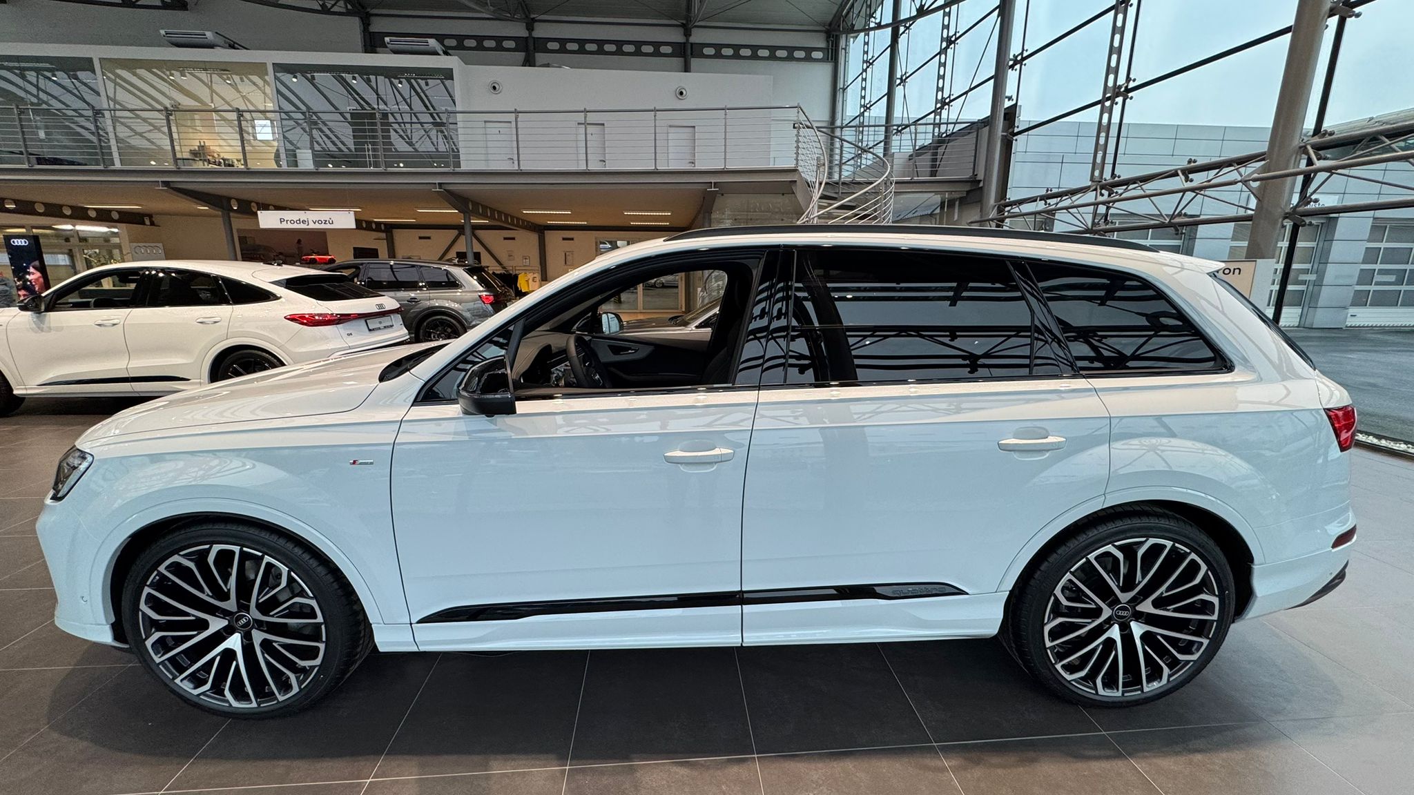 Obrázek Q7 SUV S line TDI quattro 210 kW