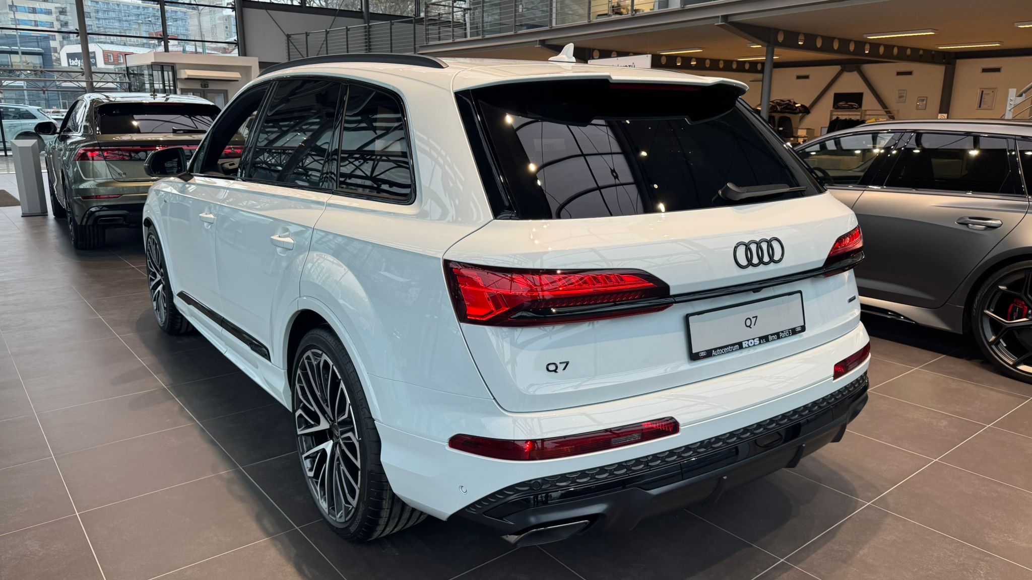 Obrázek Q7 SUV S line TDI quattro 210 kW