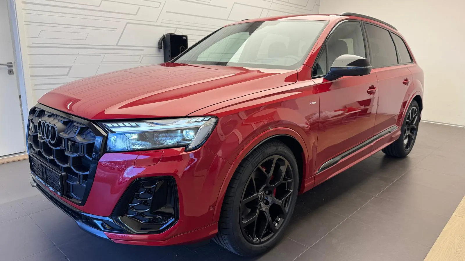 Obrázek Q7 SUV S line TDI quattro 210 kW