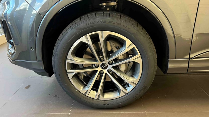 Obrázek Q7 SUV S line TDI 210kW quattro