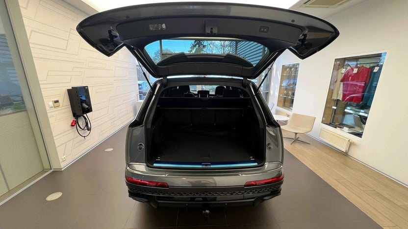 Obrázek Q7 SUV S line TDI 210kW quattro