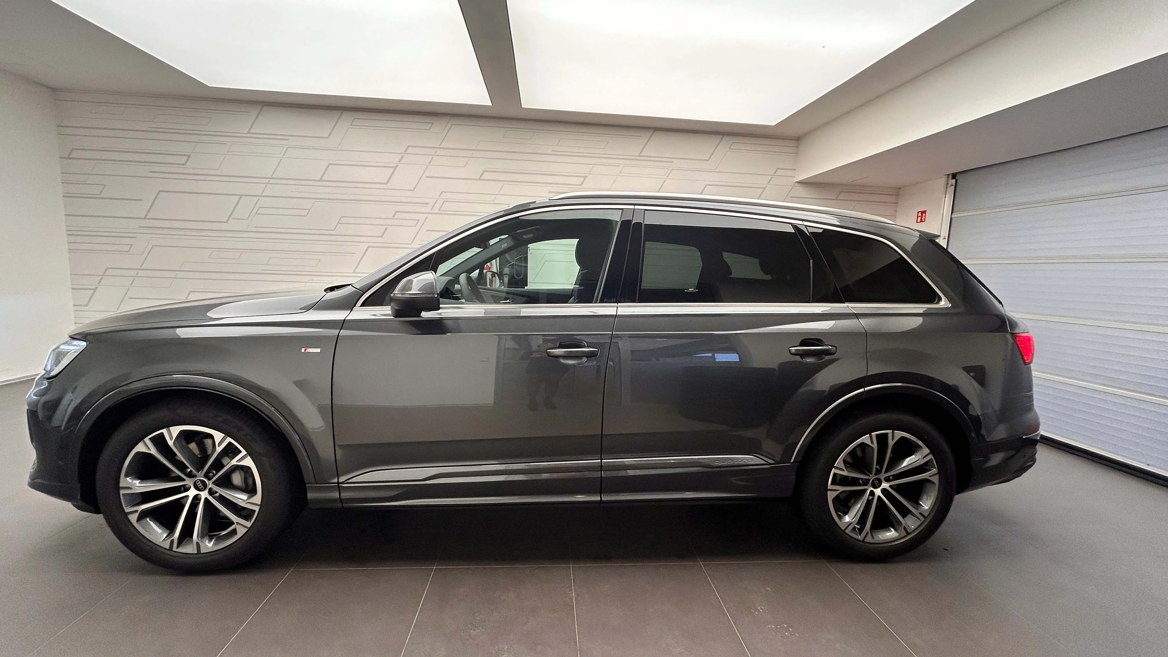 Obrázek Q7 SUV S line TDI quattro 210 kW