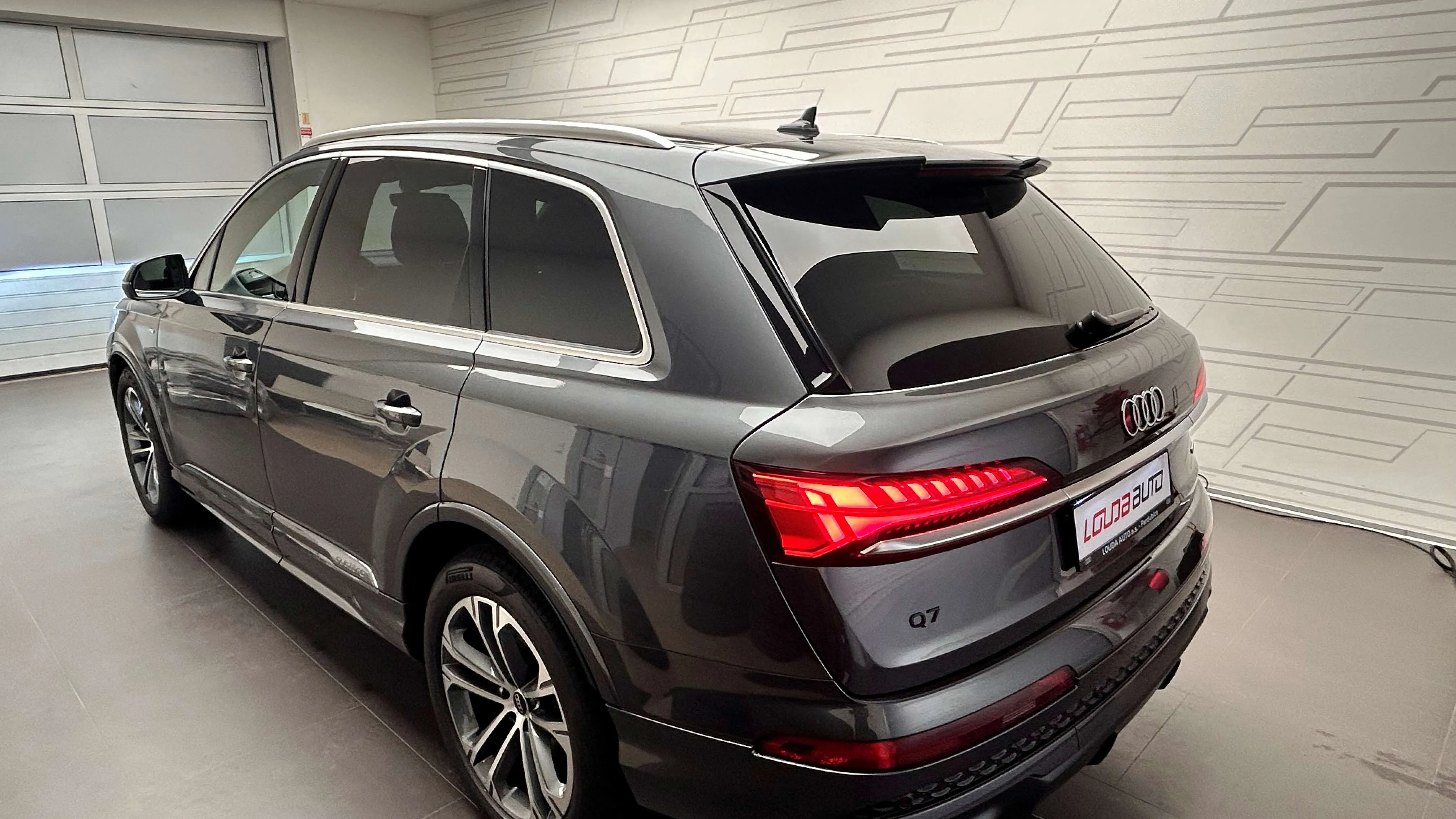 Obrázek Q7 SUV S line TDI quattro 210 kW