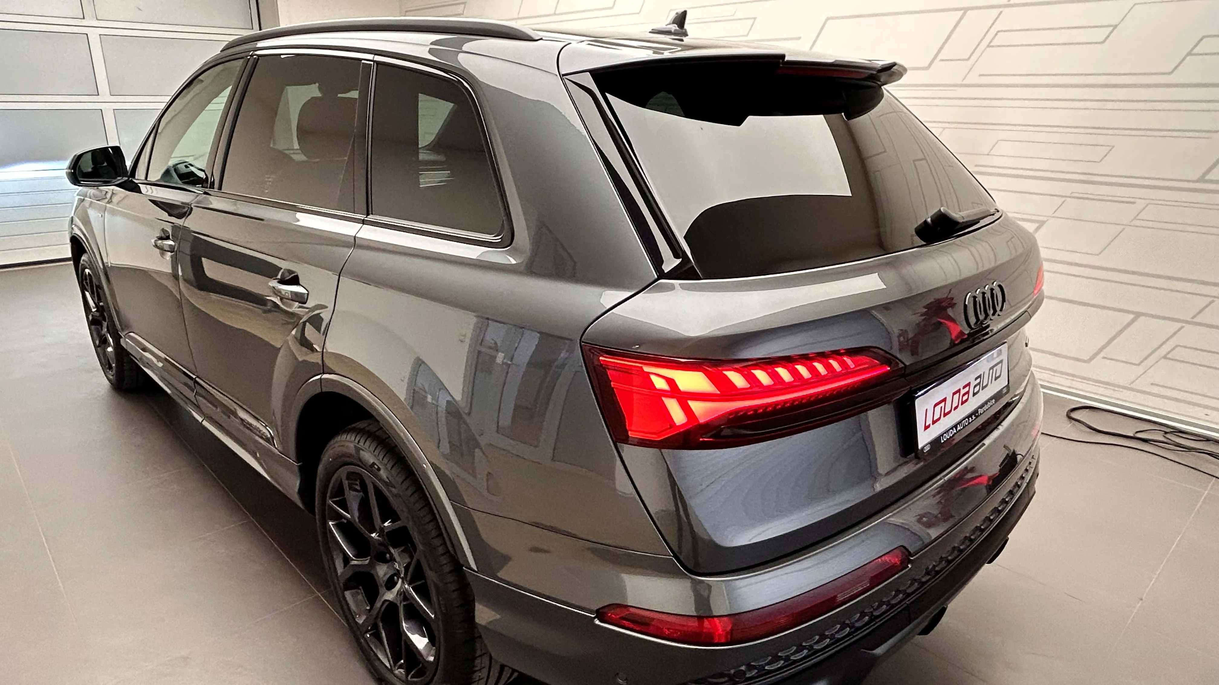 Obrázek Q7 SUV S line TDI quattro 210 kW