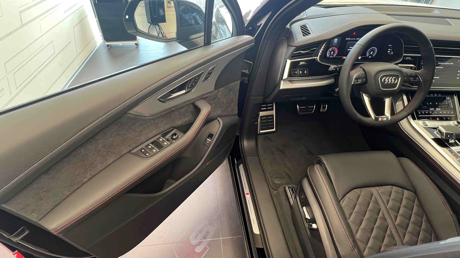 Audi Q7 SUV