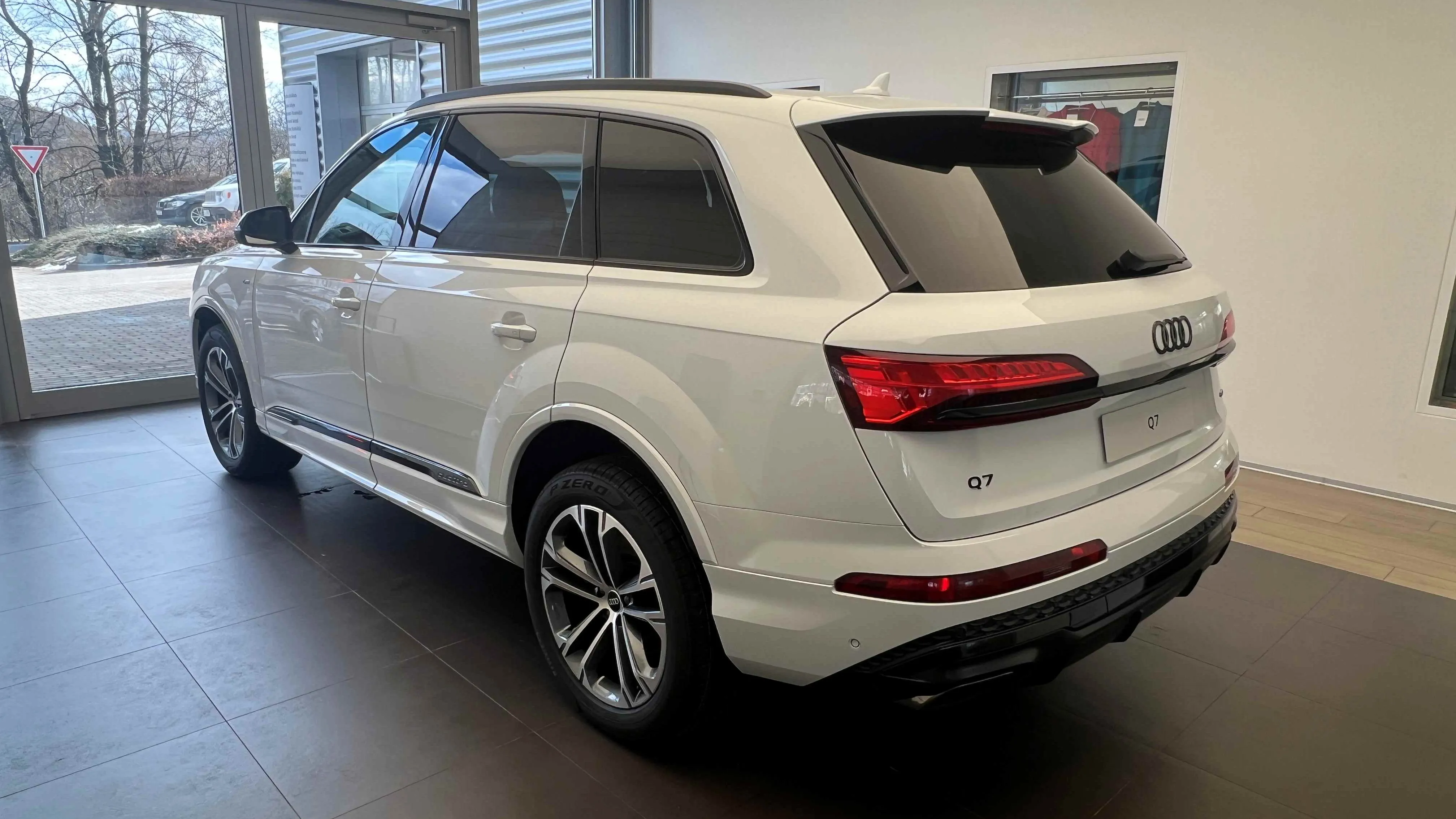 Obrázek Q7 SUV S line TDI quattro 210 kW