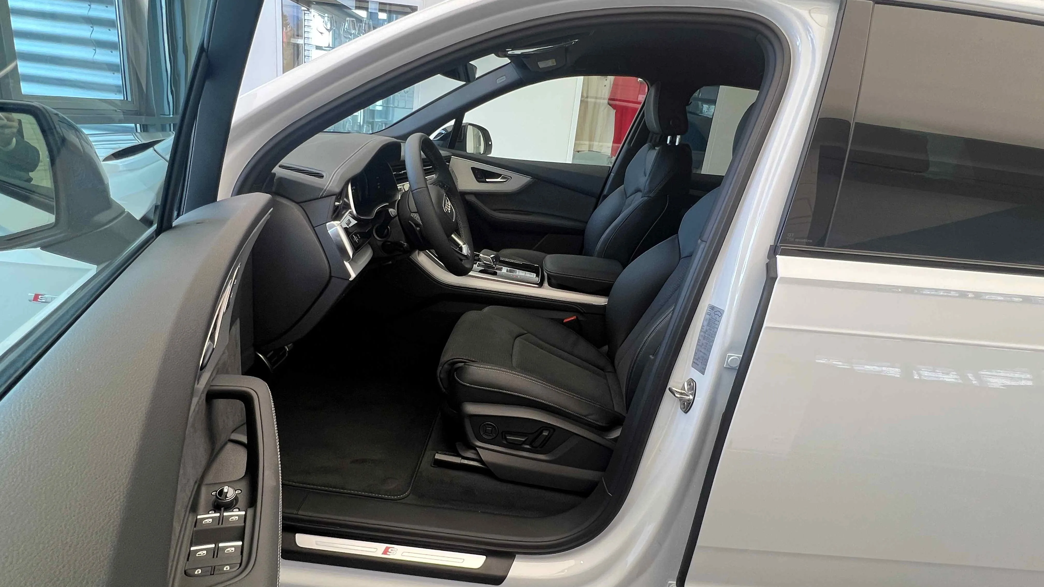 Obrázek Q7 SUV S line TDI quattro 210 kW