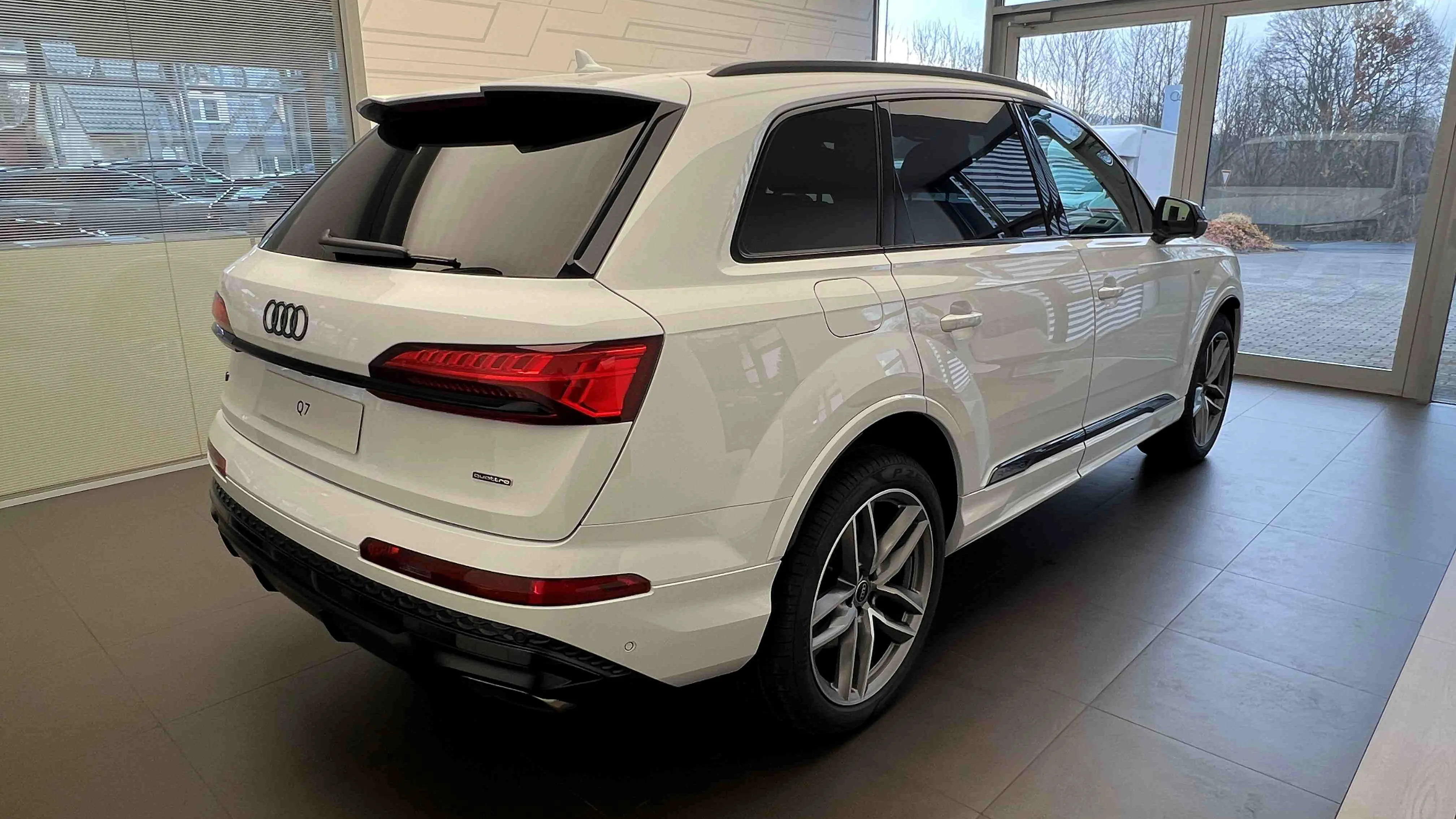 Obrázek Q7 SUV S line TDI quattro 210 kW