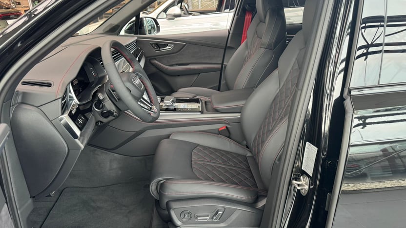 Obrázek SQ7 SUV V8 TFSI quattro 373 kW