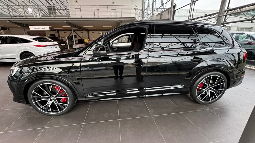 Obrázek SQ7 SUV V8 TFSI quattro 373 kW