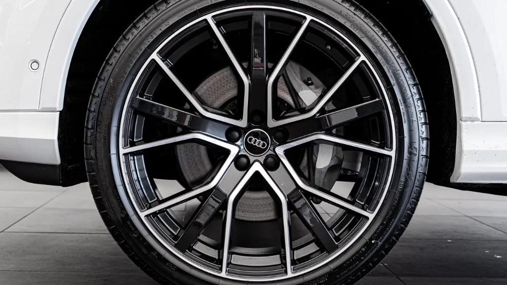 Obrázek Q7 SUV S line TDI quattro 210 kW