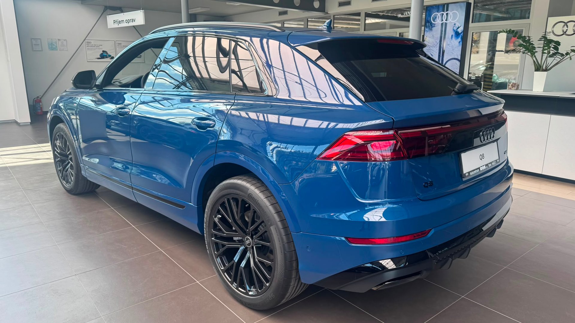 Audi Q8 SUV