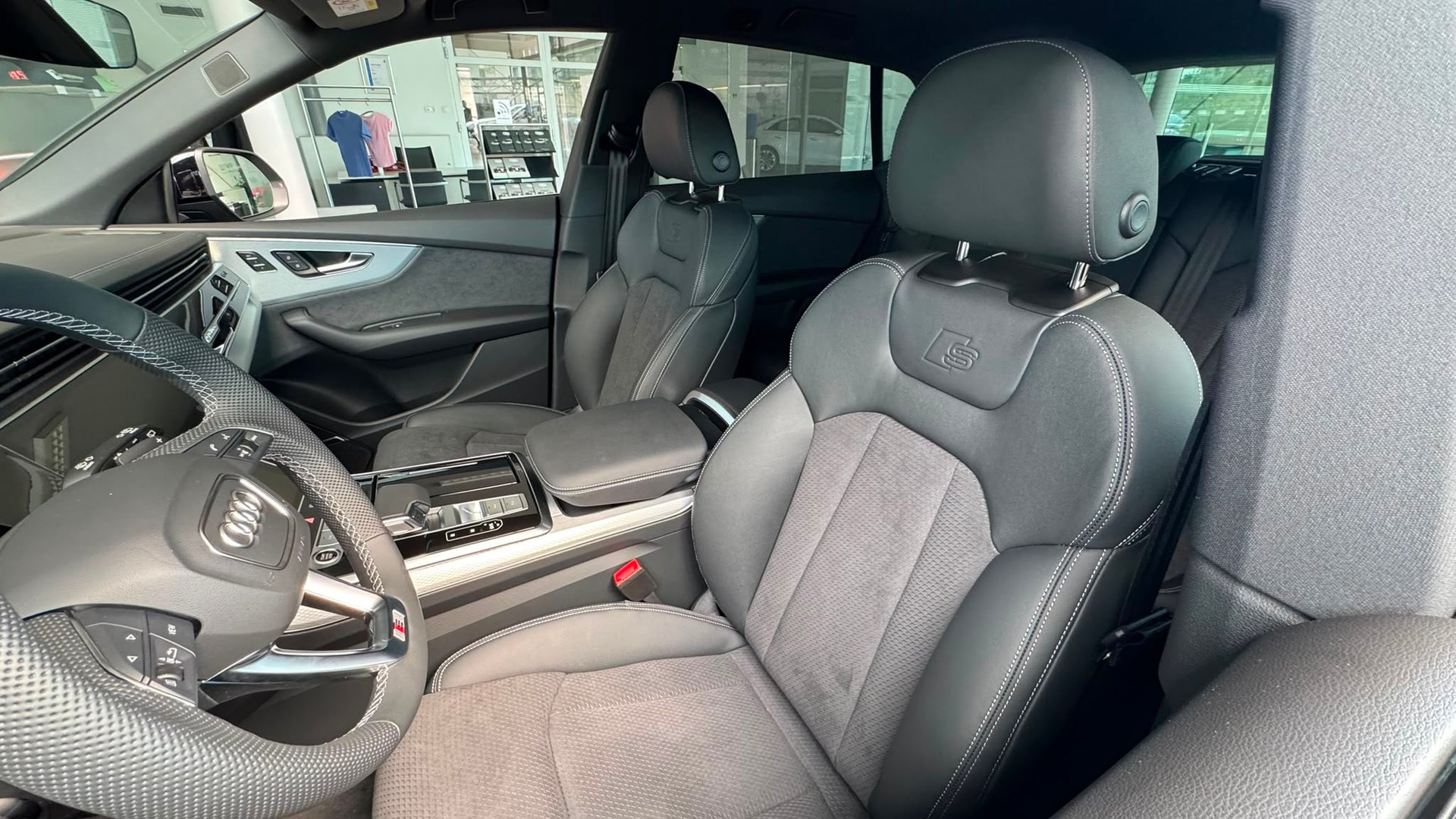 Audi Q8 SUV