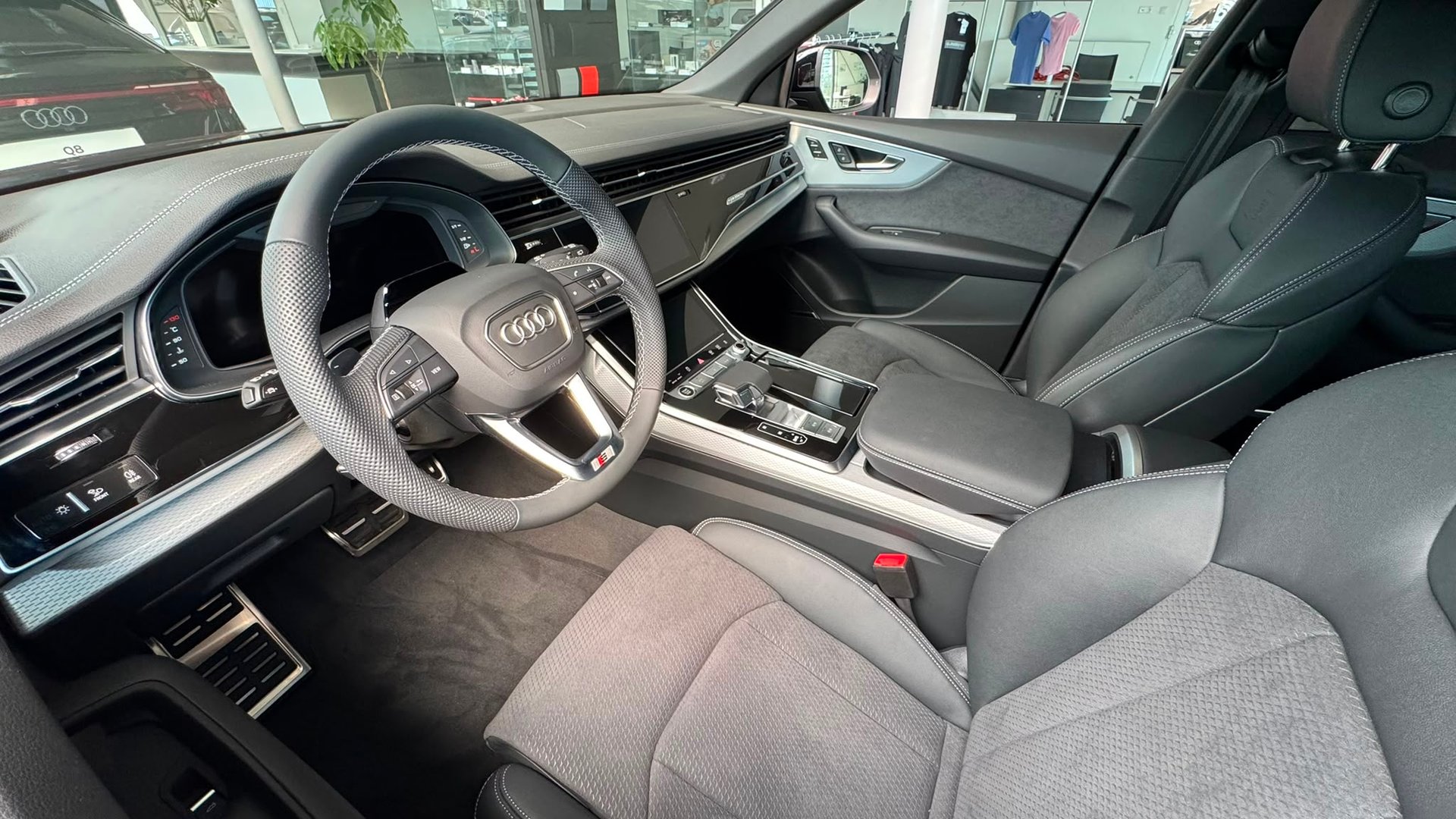 Audi Q8 SUV