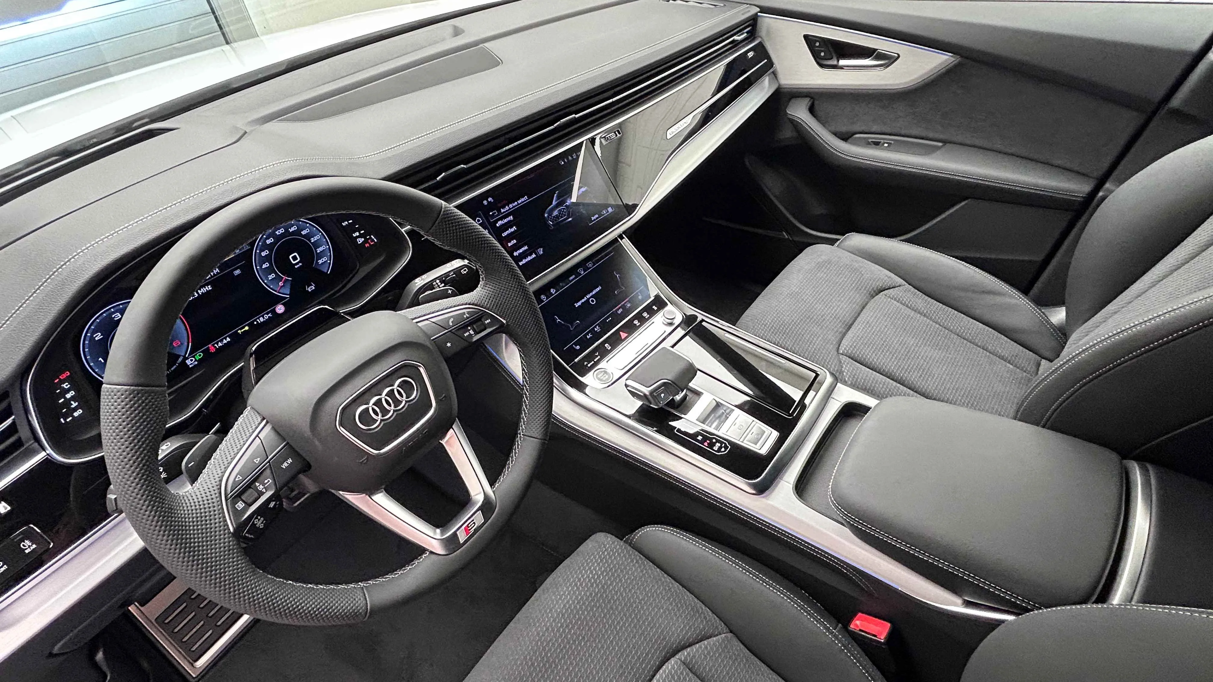 Obrázek Q8 SUV TDI quattro 210 kW