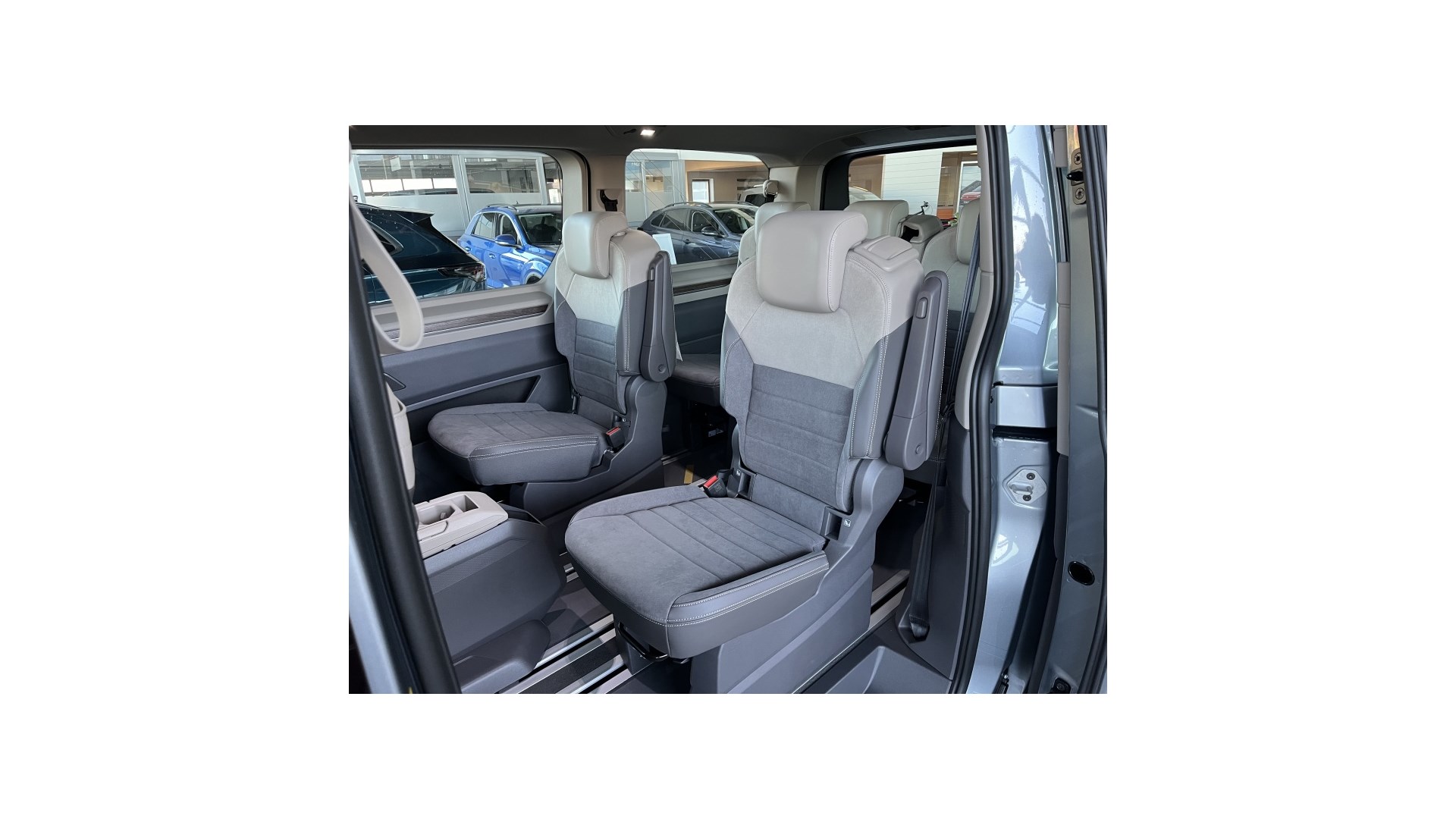 Obrázek Akční Multivan Long Style 2,0 TDI