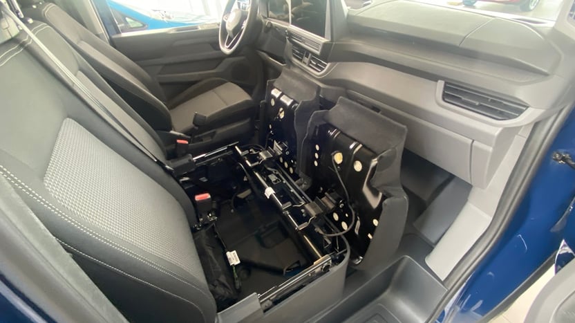 Obrázek Nový Transporter skříň 2,0 TDI 8AUT DR