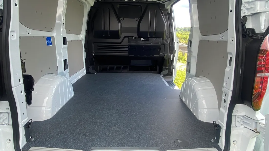 Obrázek Entry Transporter skříň 2,0 TDI KR