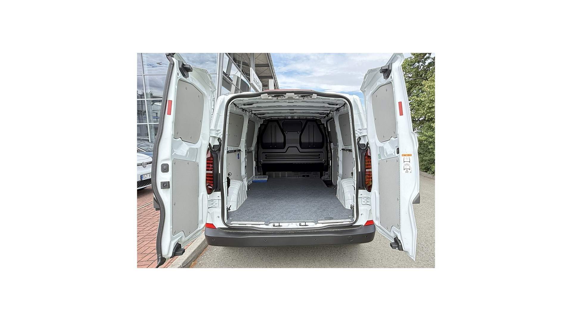 Obrázek Nový Transporter skříň 2,0 TDI DR