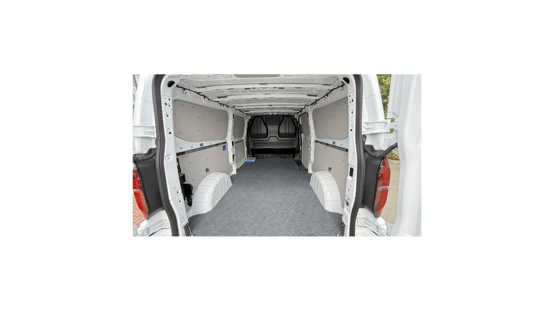 Obrázek Nový Transporter skříň 2,0 TDI DR