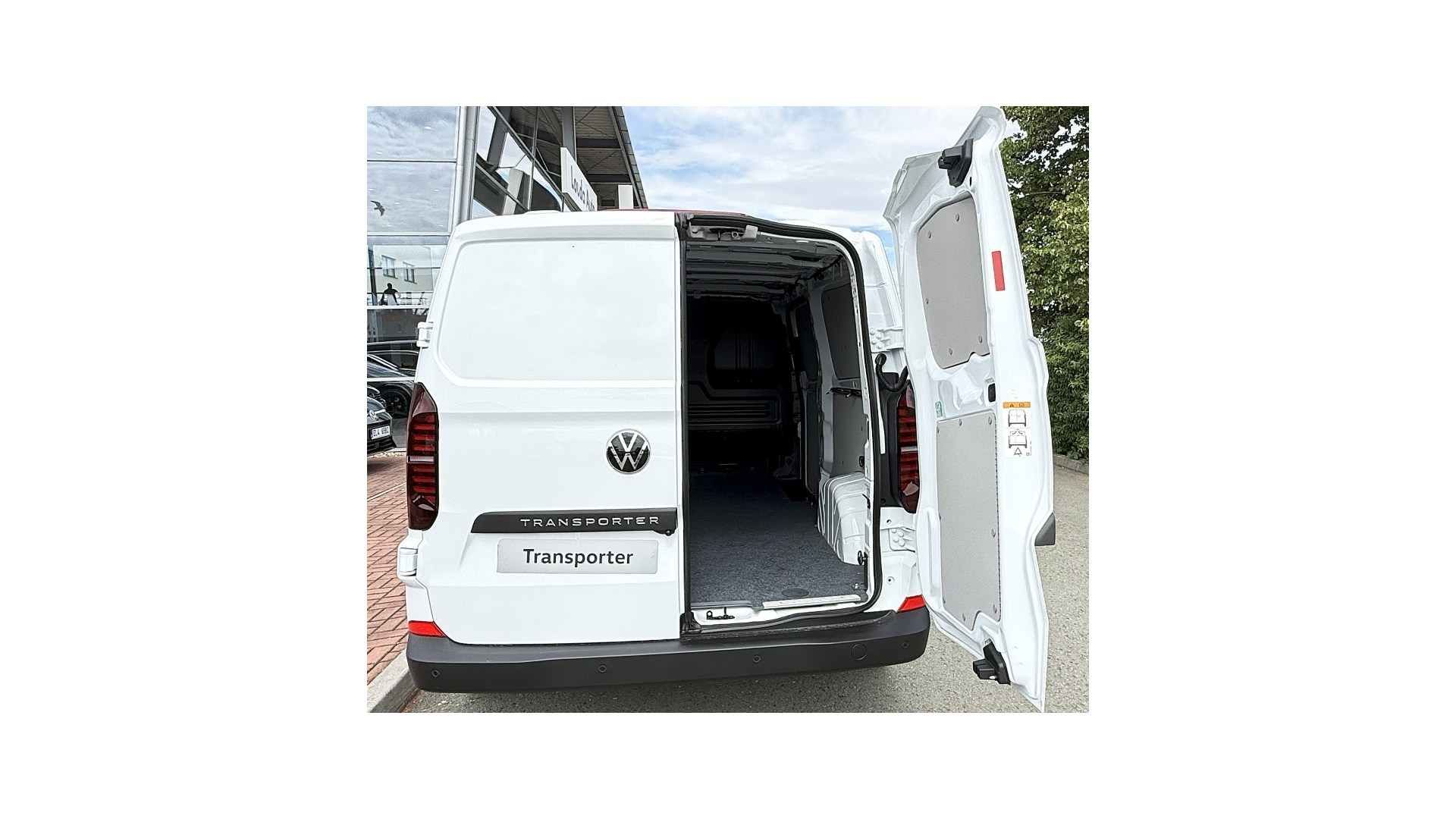 Obrázek Nový Transporter skříň 2,0 TDI DR