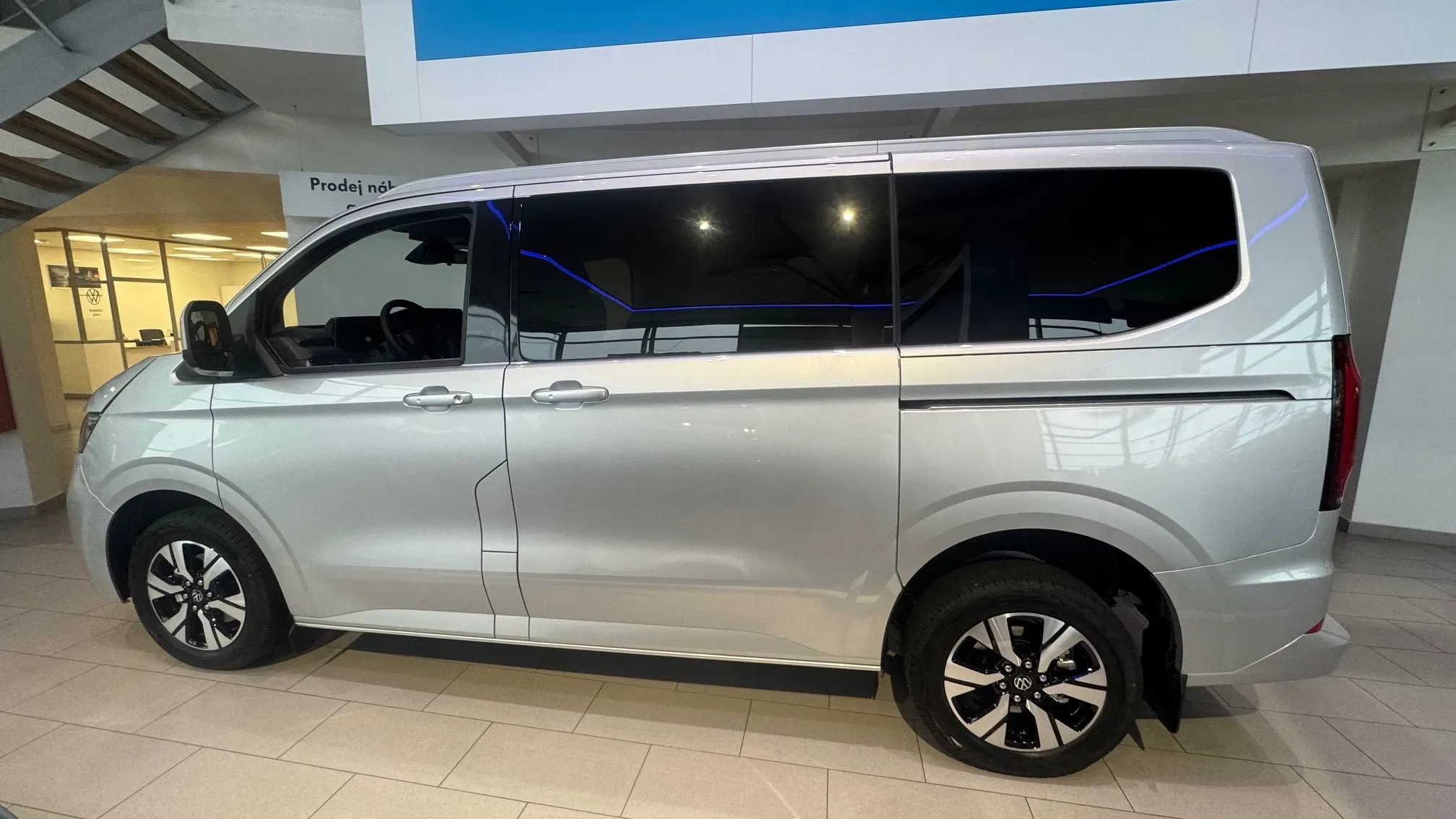 Obrázek Caravelle Style 2,0 TDI 8AUT KR