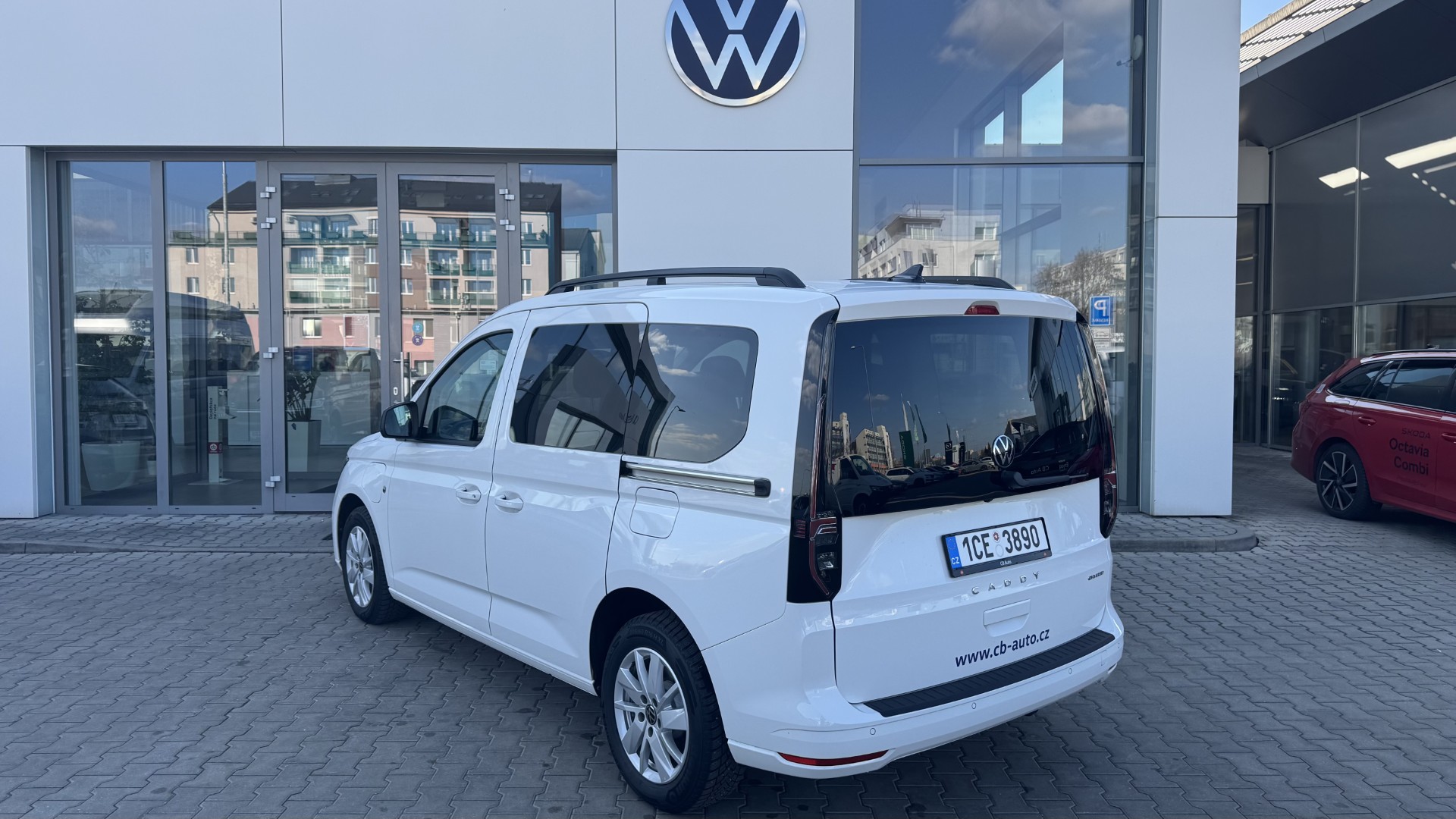 Obrázek Akční Caddy 1,5 TSI PHEV