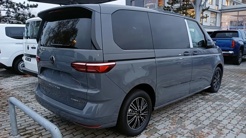 Obrázek Akční Multivan Life 1,5 TSI PHEV 4MOT