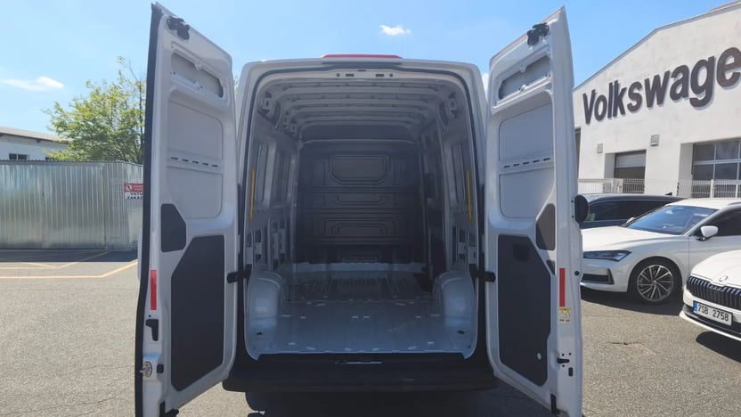 Obrázek Crafter skříň 35 103kW 8AU FWD SR