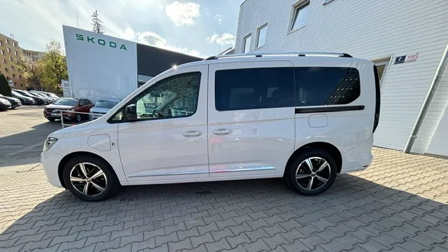 Obrázek Akční Caddy Maxi Style 1,5 TSI PHEV