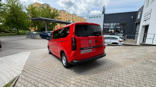 Obrázek Transporter Kombi 2,0 TDI 8AUT DR