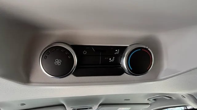 Obrázek Transporter Kombi 2,0 TDI 8AUT DR