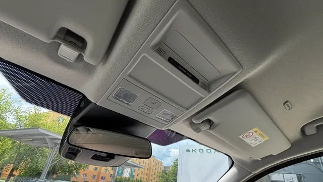 Obrázek Transporter Kombi 2,0 TDI 8AUT DR