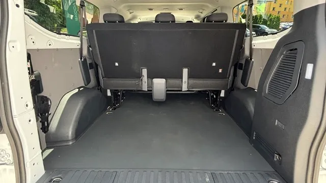Obrázek Transporter Kombi 2,0 TDI 8AUT DR