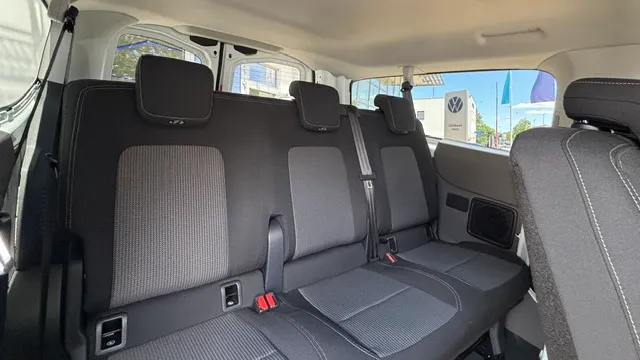 Obrázek Transporter Kombi 2,0 TDI 8AUT DR