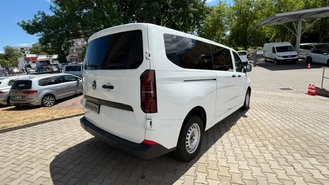 Obrázek Transporter Kombi 2,0 TDI 8AUT DR