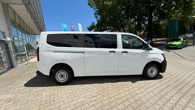 Obrázek Transporter Kombi 2,0 TDI 8AUT DR