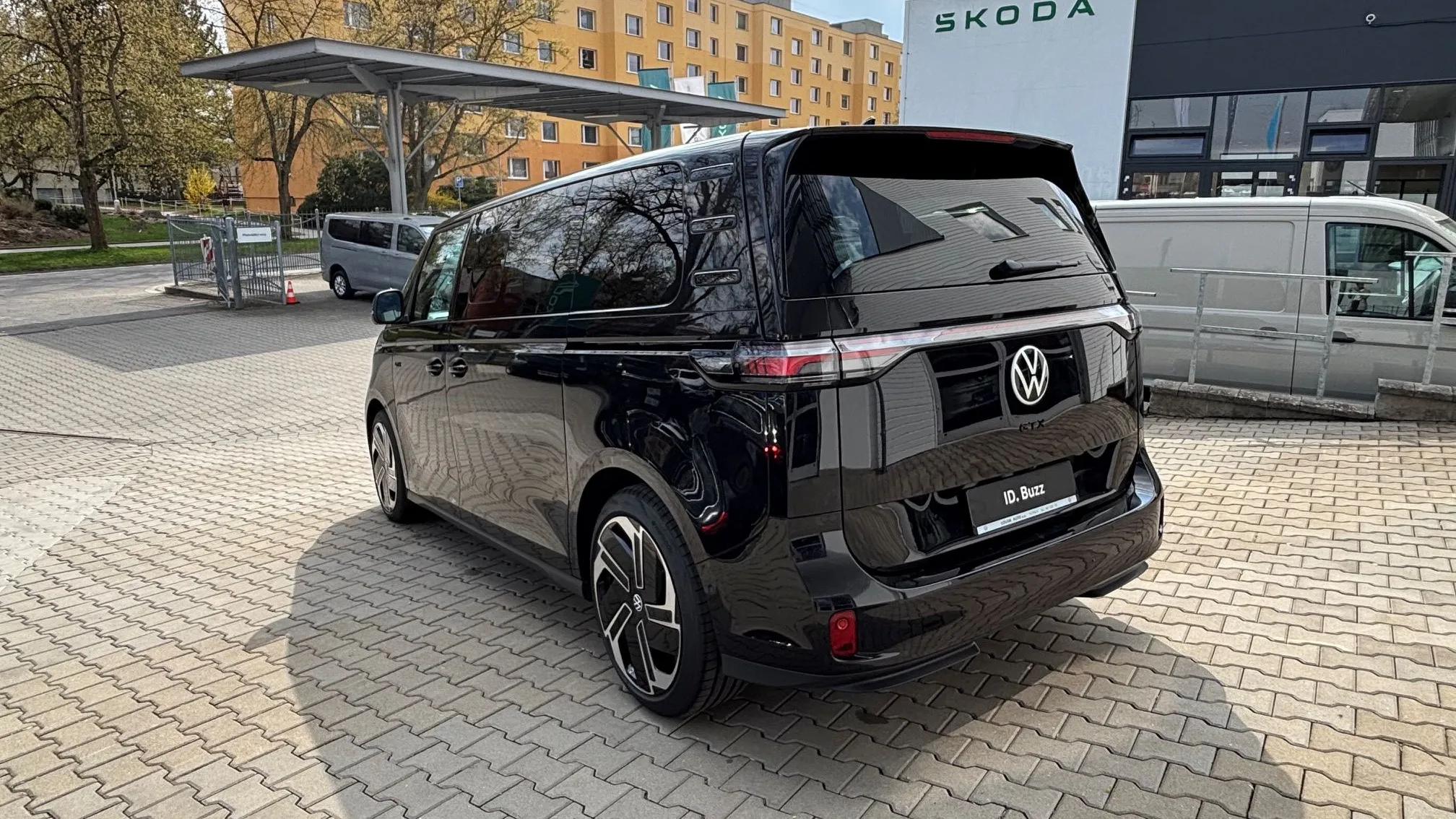 Obrázek ID. Buzz Long GTX 86 kWh